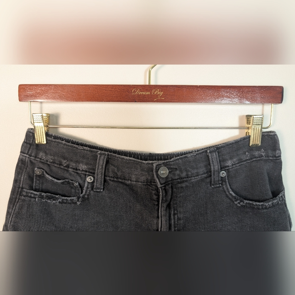 Aerie Black Relaxed Fit Cotton Stressed Denim Short - Picture 5 of 9